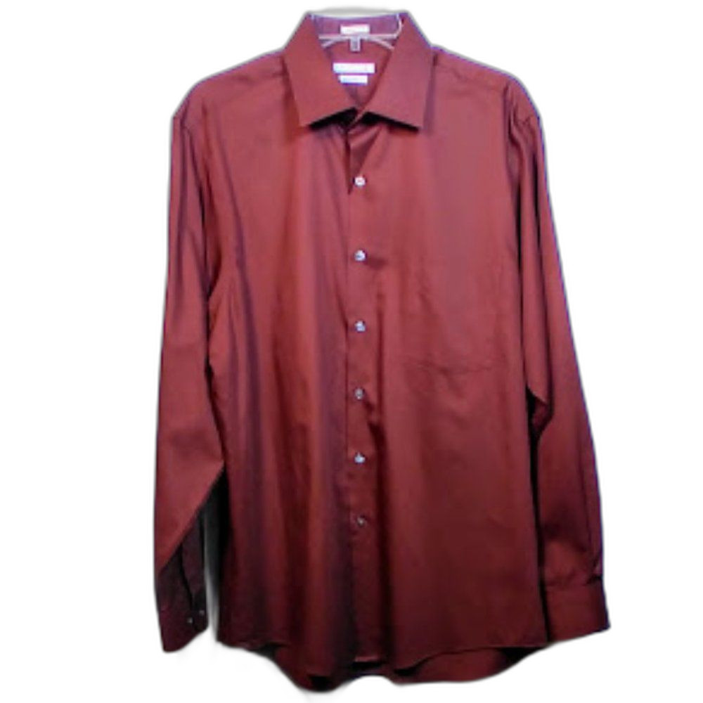 Van Heusen Regular Fit Button Down Currant Men's Shirt Size 16 1/2- 34/35